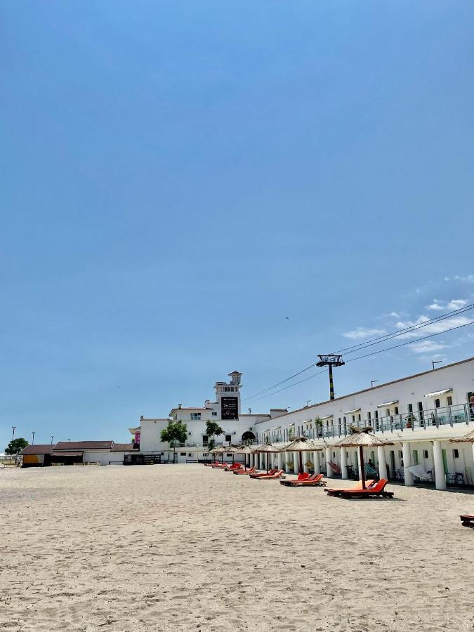 Hostel Cazino Nord Rooms Mamaia Exteriör bild