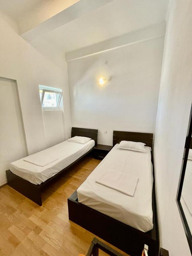 Hostel Cazino Nord Rooms Mamaia Exteriör bild