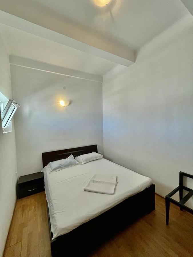 Hostel Cazino Nord Rooms Mamaia Exteriör bild