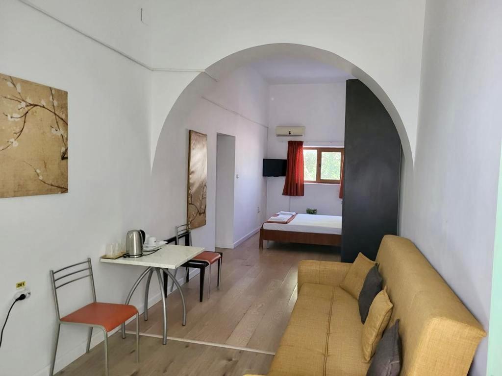 Hostel Cazino Nord Rooms Mamaia Exteriör bild