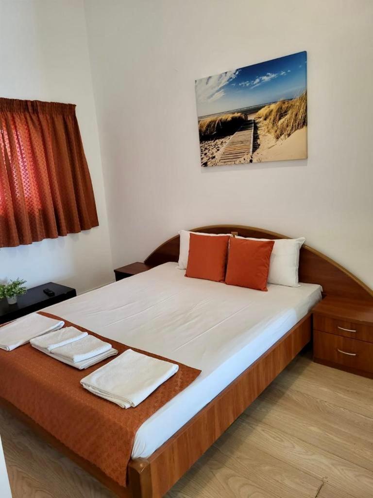 Hostel Cazino Nord Rooms Mamaia Exteriör bild