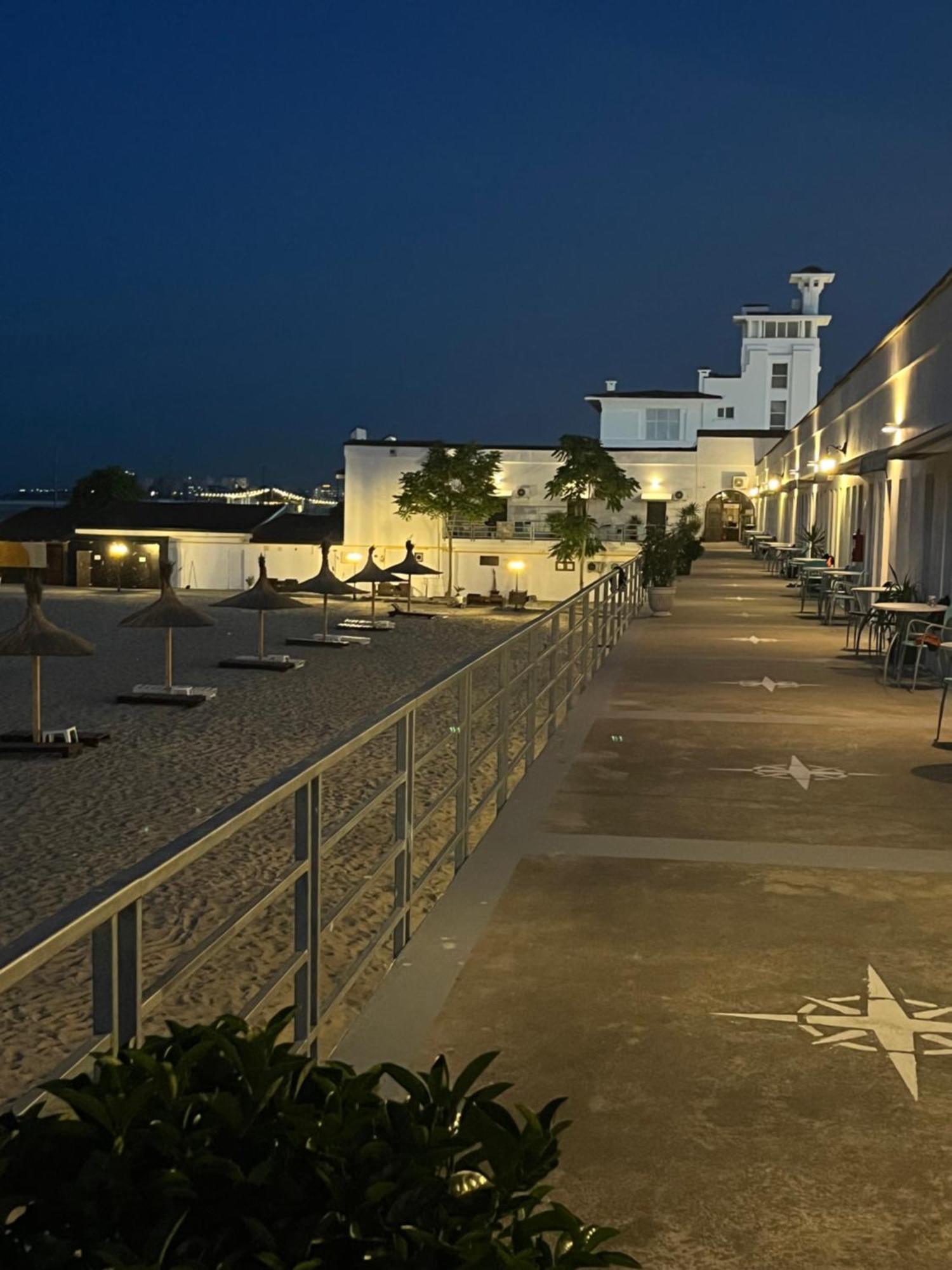 Hostel Cazino Nord Rooms Mamaia Exteriör bild