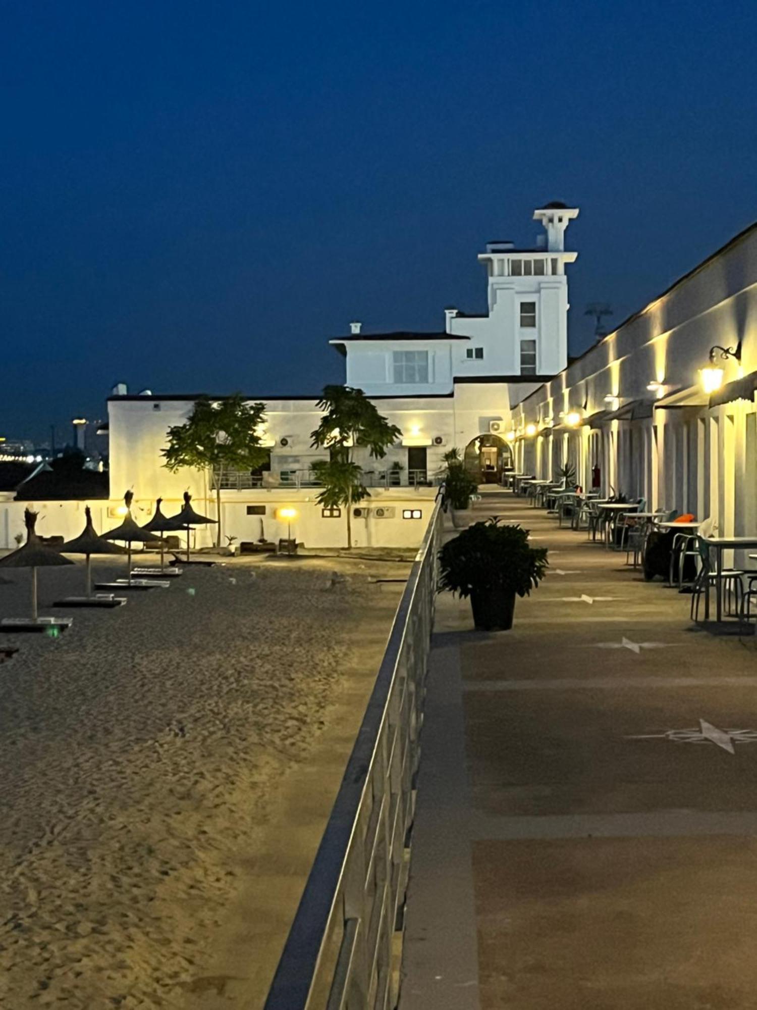 Hostel Cazino Nord Rooms Mamaia Exteriör bild