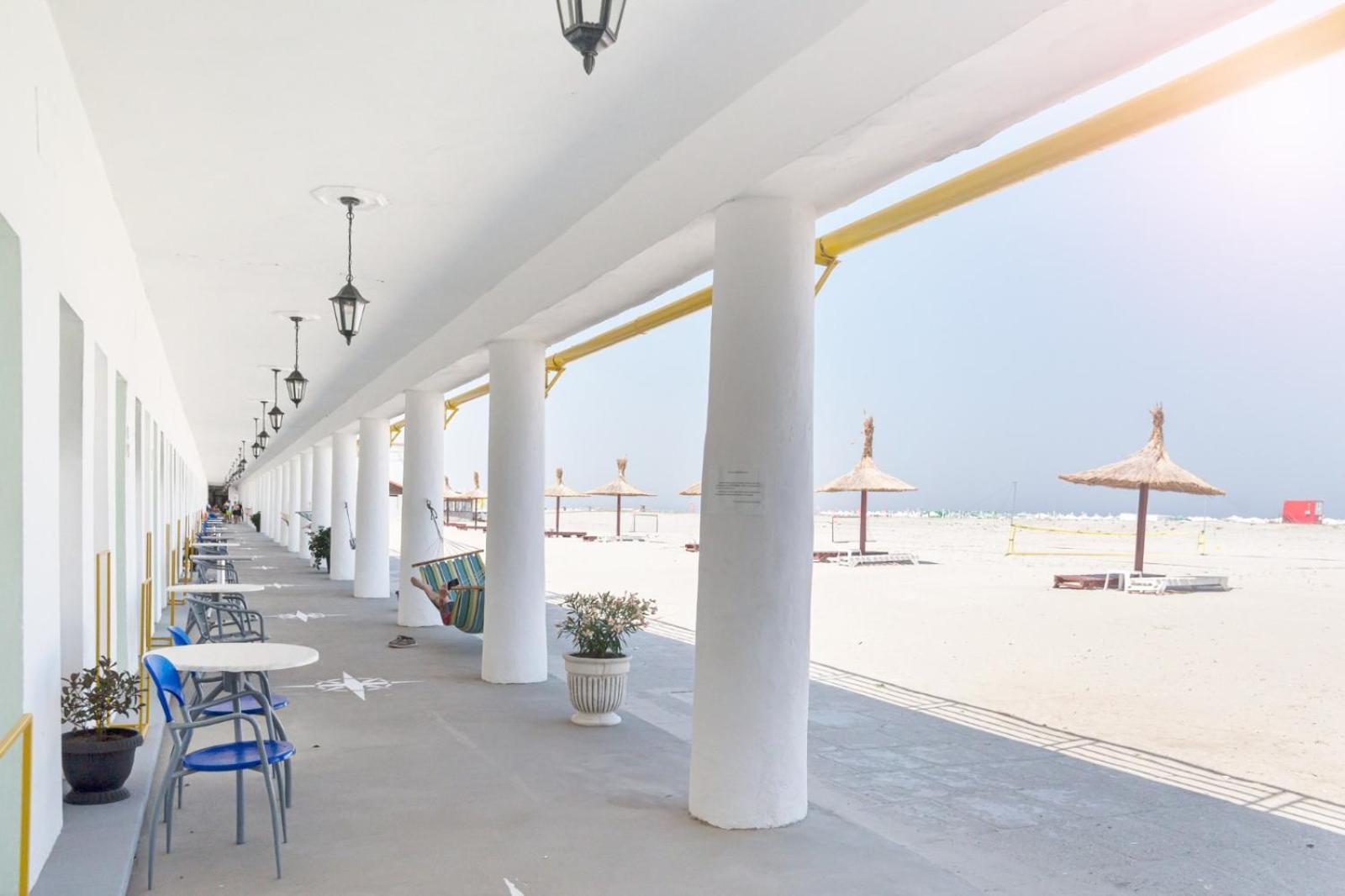 Hostel Cazino Nord Rooms Mamaia Exteriör bild